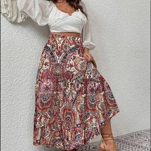 Boho Gypsy Plus Size Floral Paisleys Print Skirt